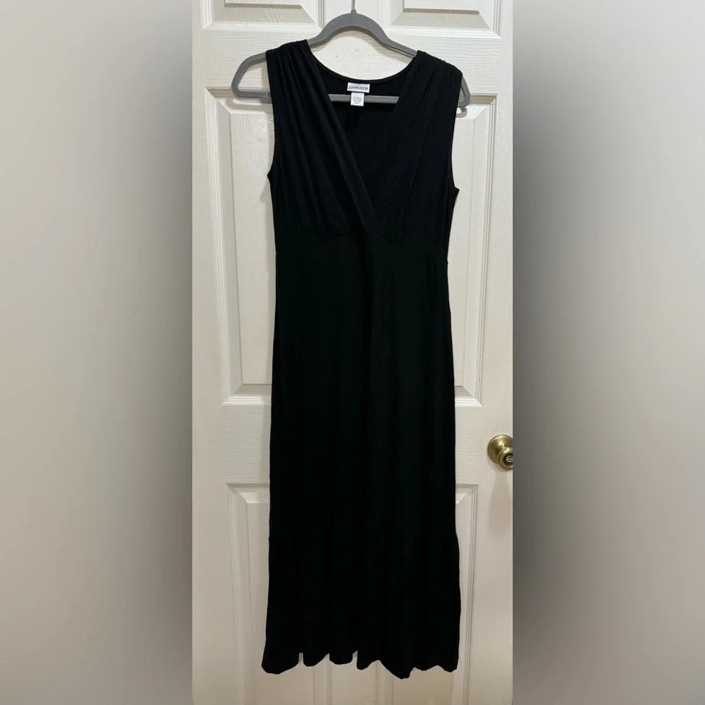 Chico's Black Crossover Front Sleeveless Rayon Maxi Dress Size 0 US Small